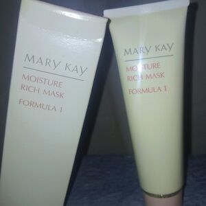 Mary Kay Moisture Rich Mask Formula 1
